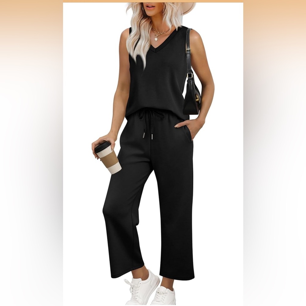 Chic Black Sleeveless shirt and pants set